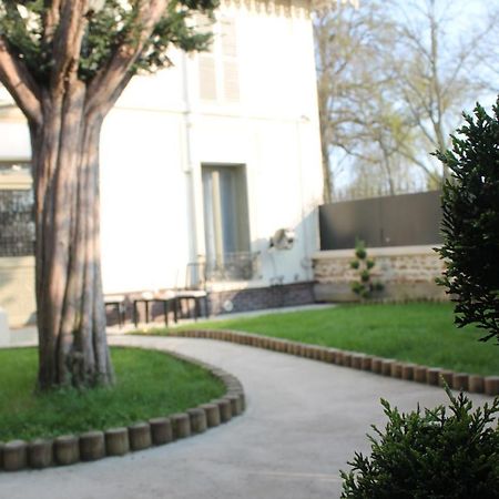 Appartamento Belle Maison De 5 Pieces Sceaux  Esterno foto