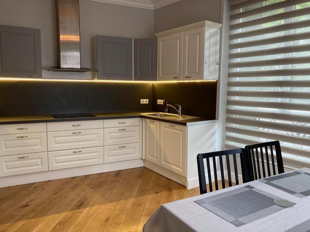 Appartamento Belle Maison De 5 Pieces Sceaux  Esterno foto